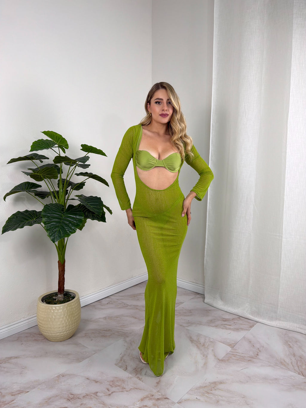 COSTUME + DRESS DUBAI
