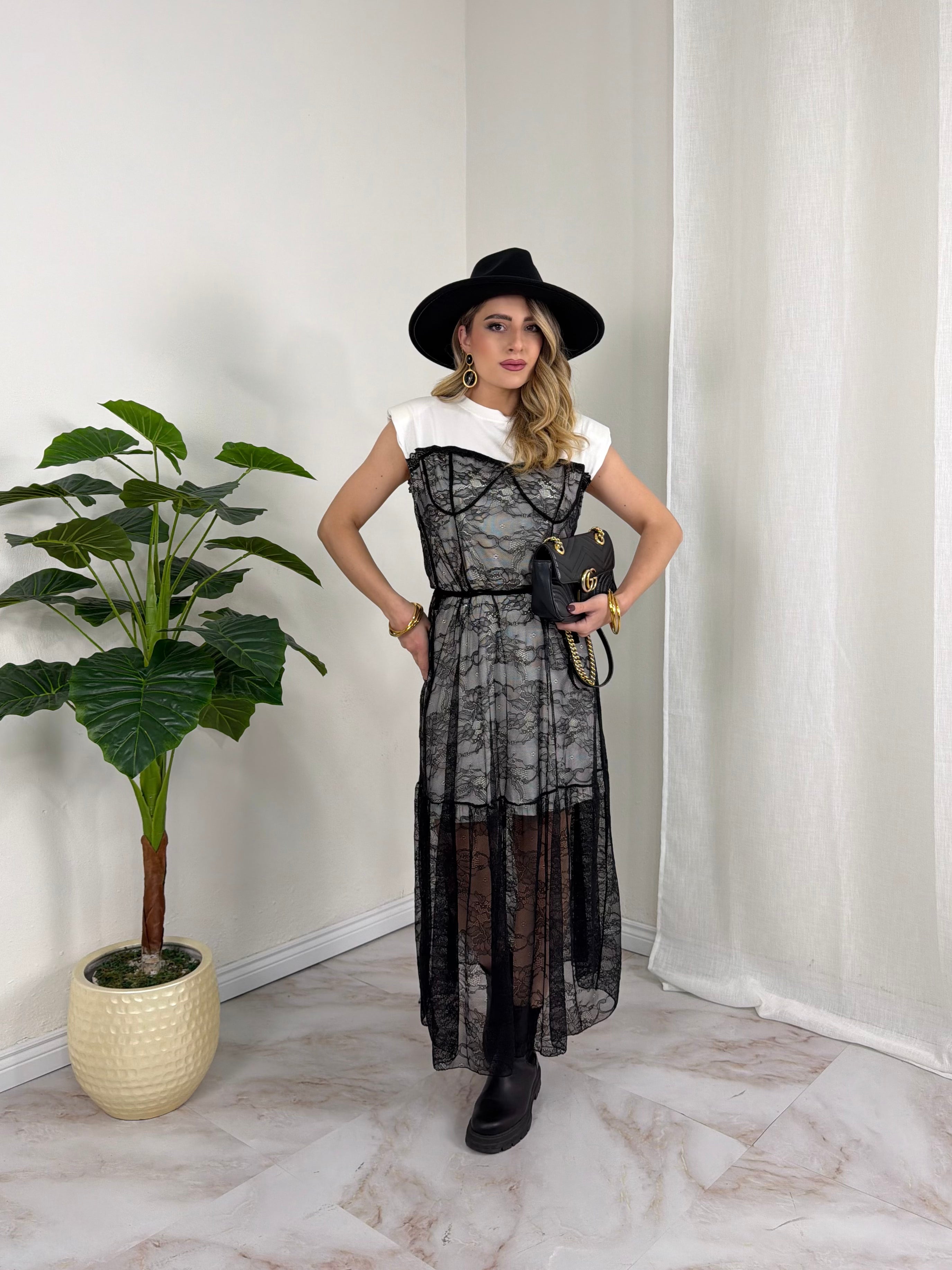 DRESS BLACK REBEL