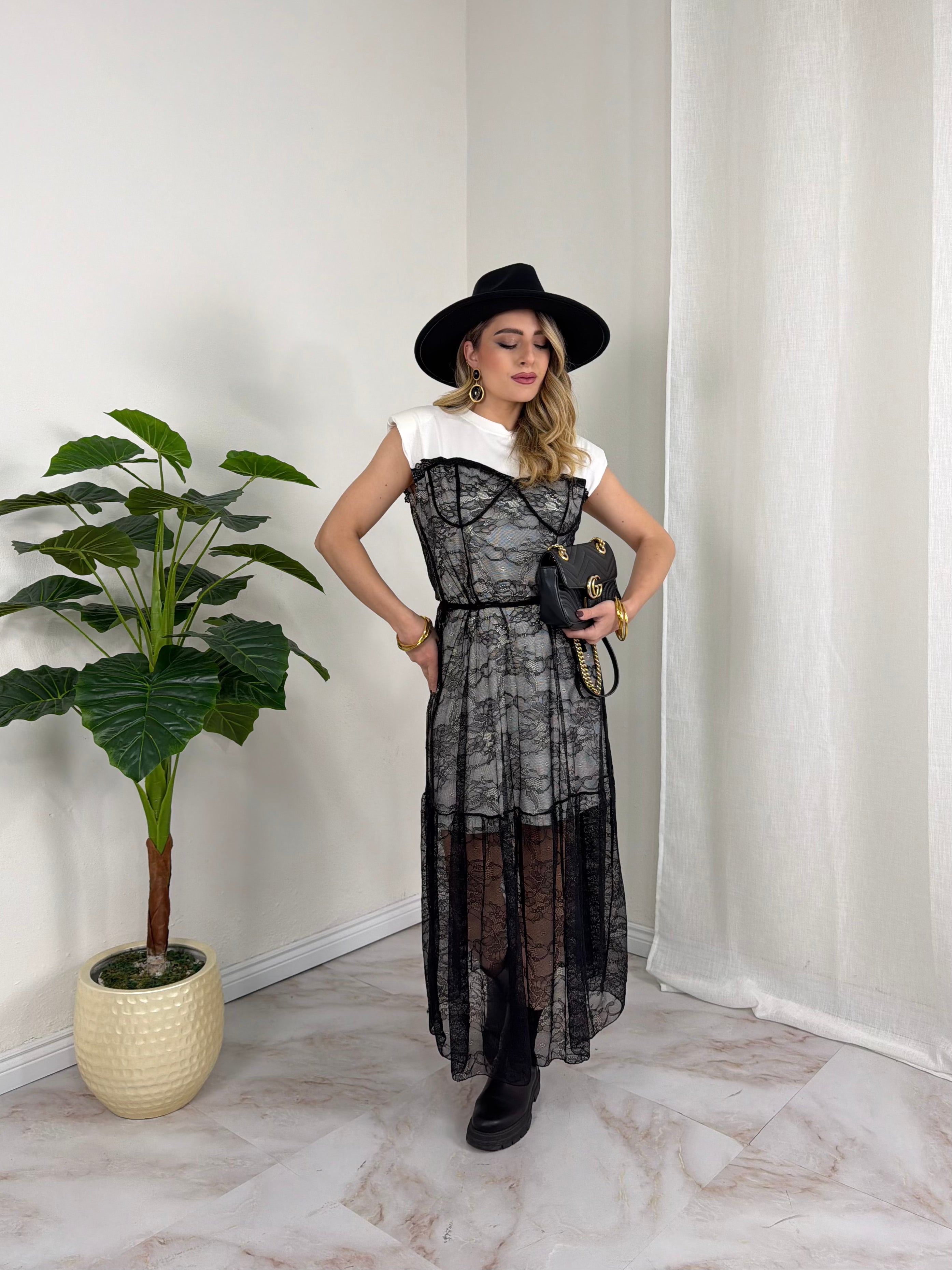 DRESS BLACK REBEL
