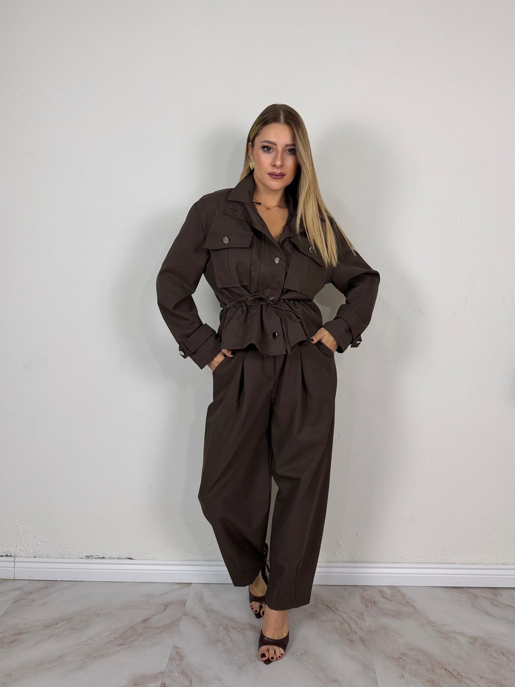 PANTALONE + CINTURA LOREN