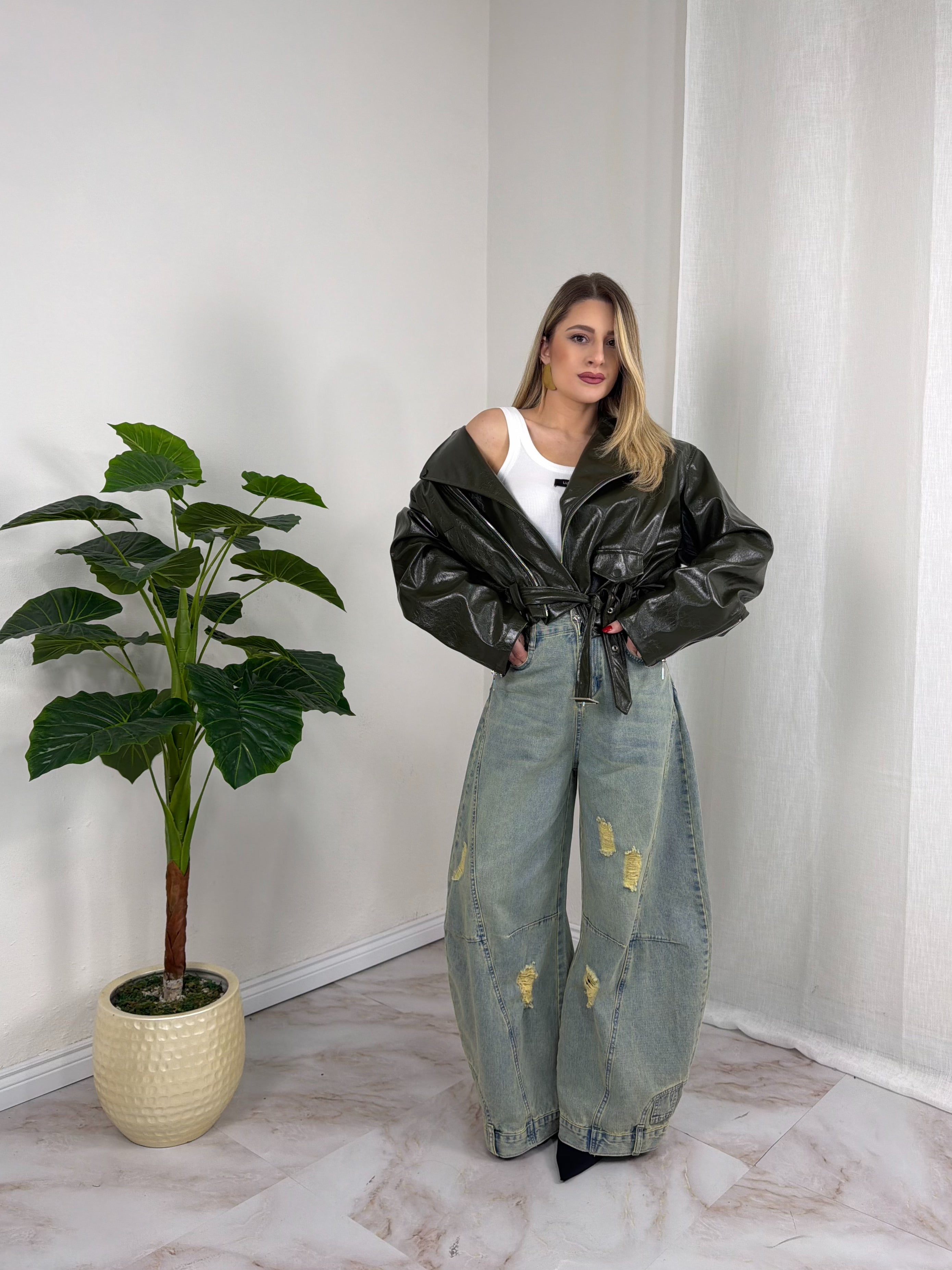 JEANS REVERSE POCKET