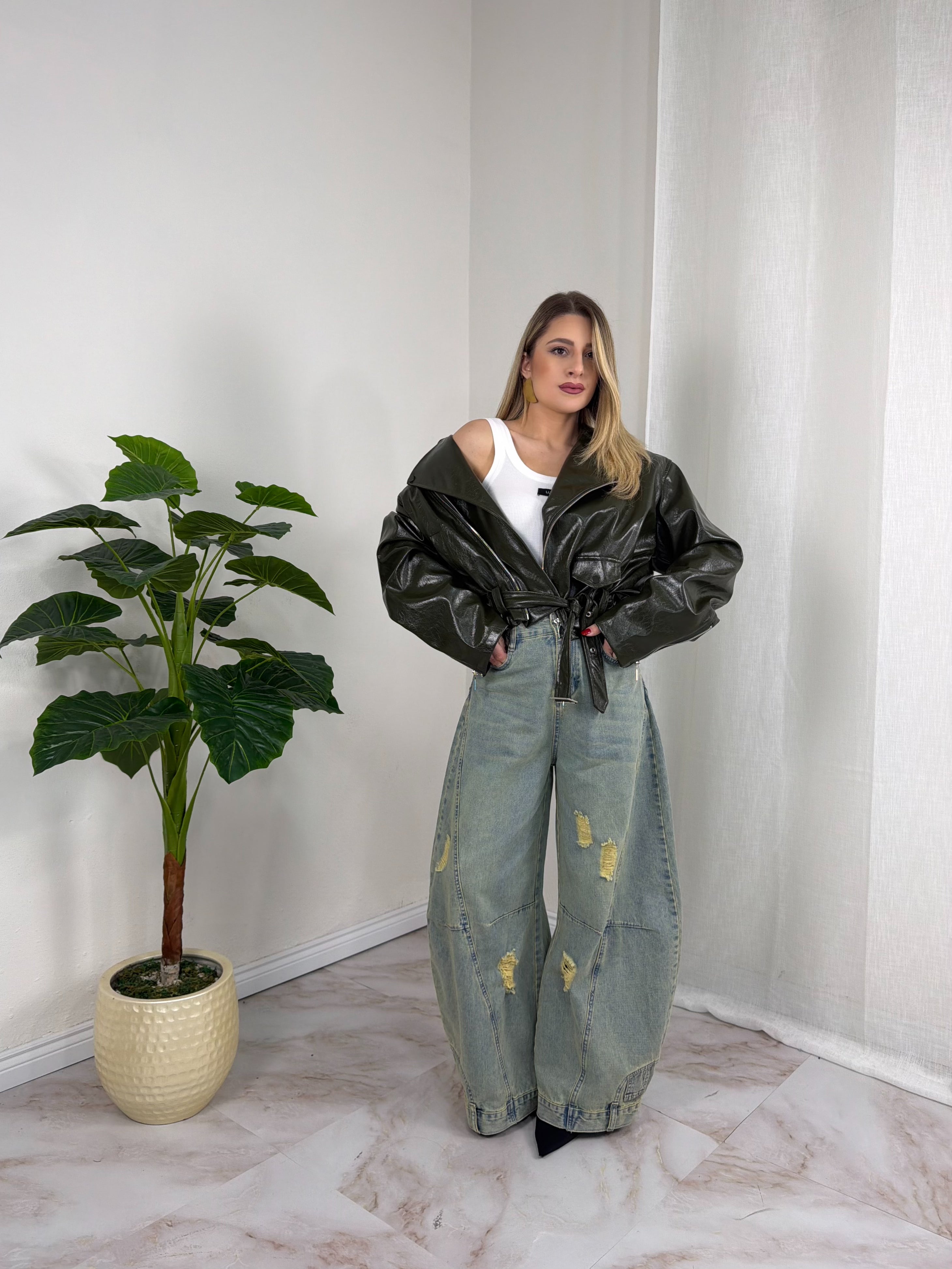 JEANS REVERSE POCKET