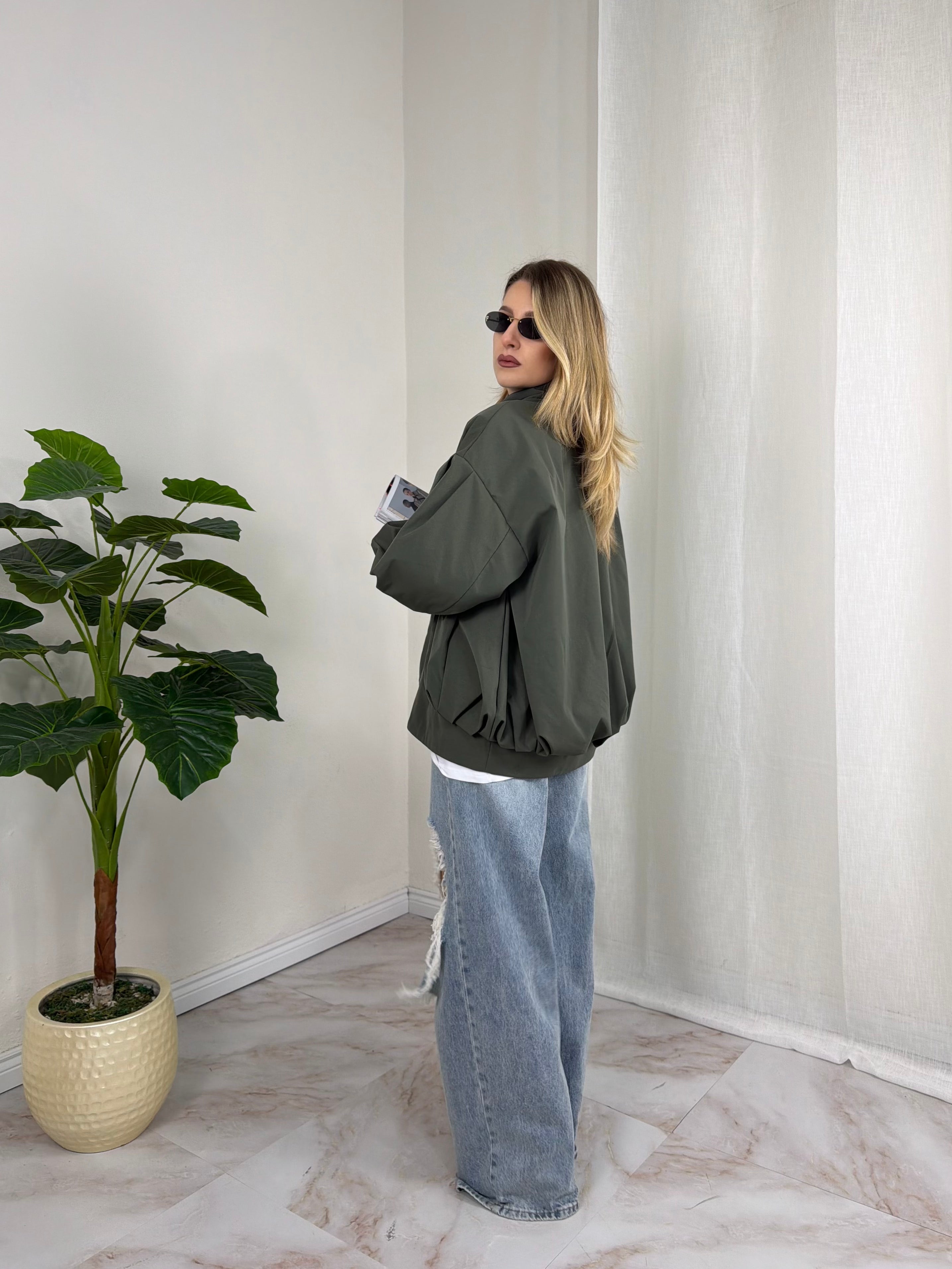 TRENCH OVER MANHATTAN