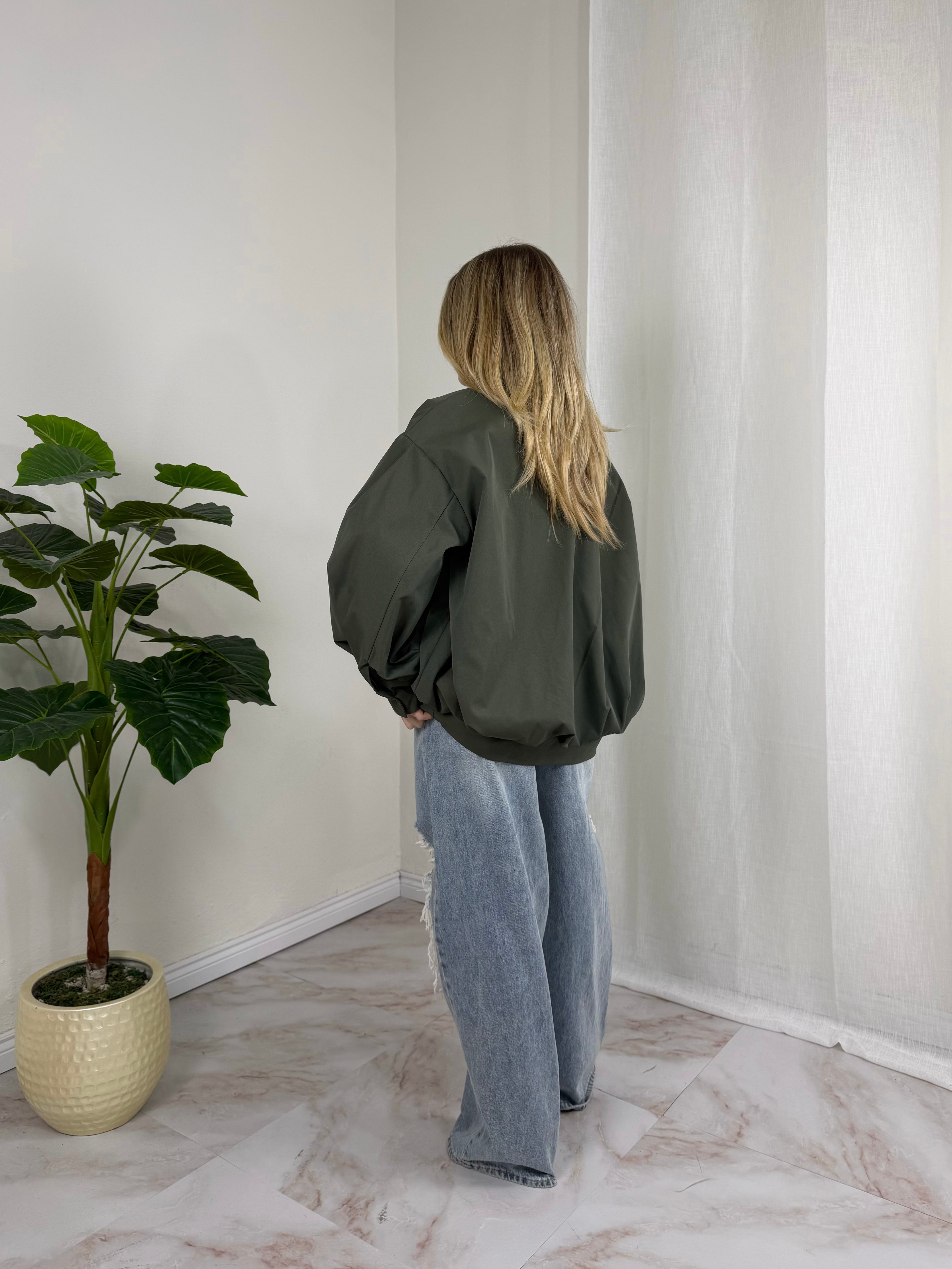 TRENCH OVER MANHATTAN