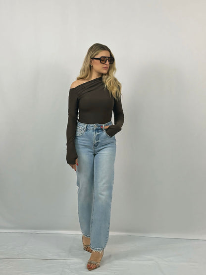 BODY ASIMMETRICO KIM